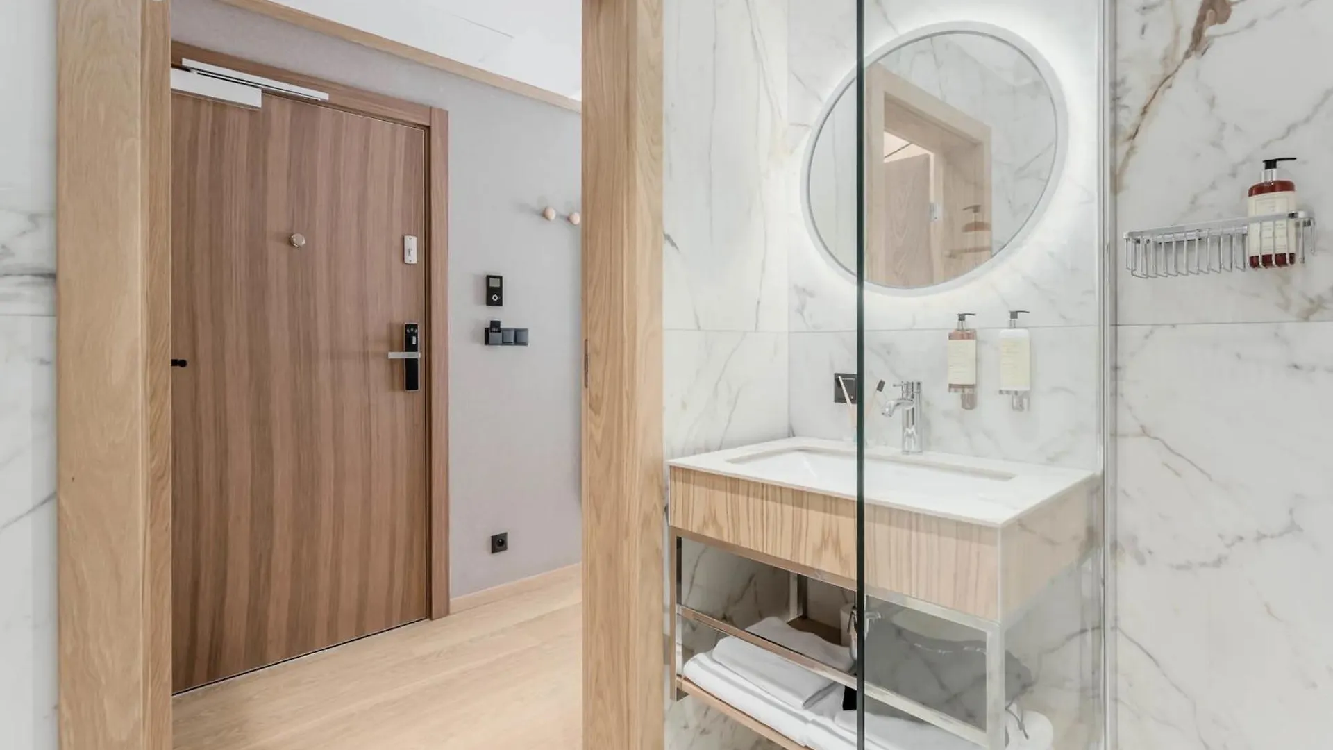 Deo Plaza Old Town Gdansk - Praia Apartaments Poland