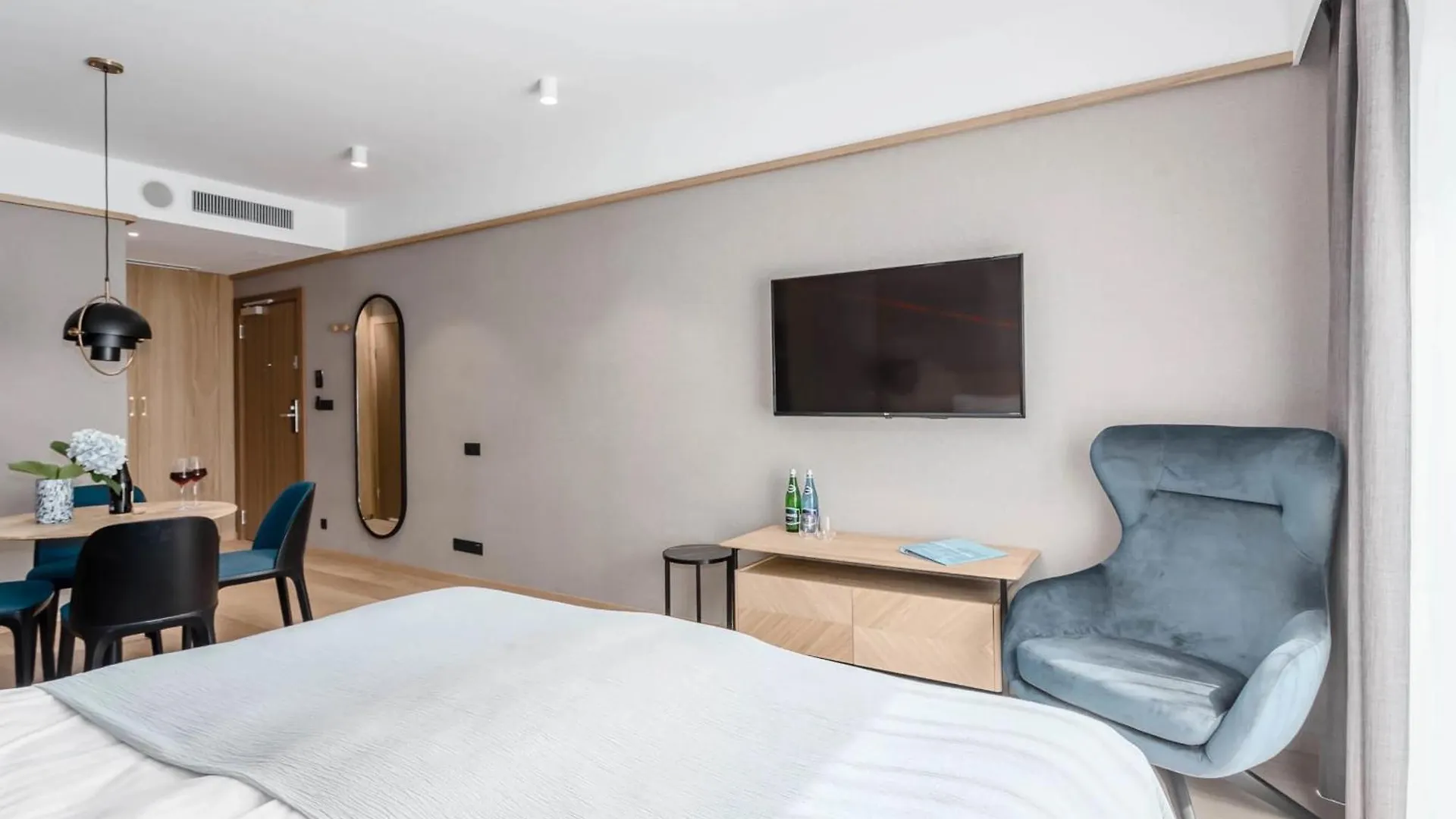 Apartment Deo Plaza Old Town Gdansk - Praia Apartaments Poland