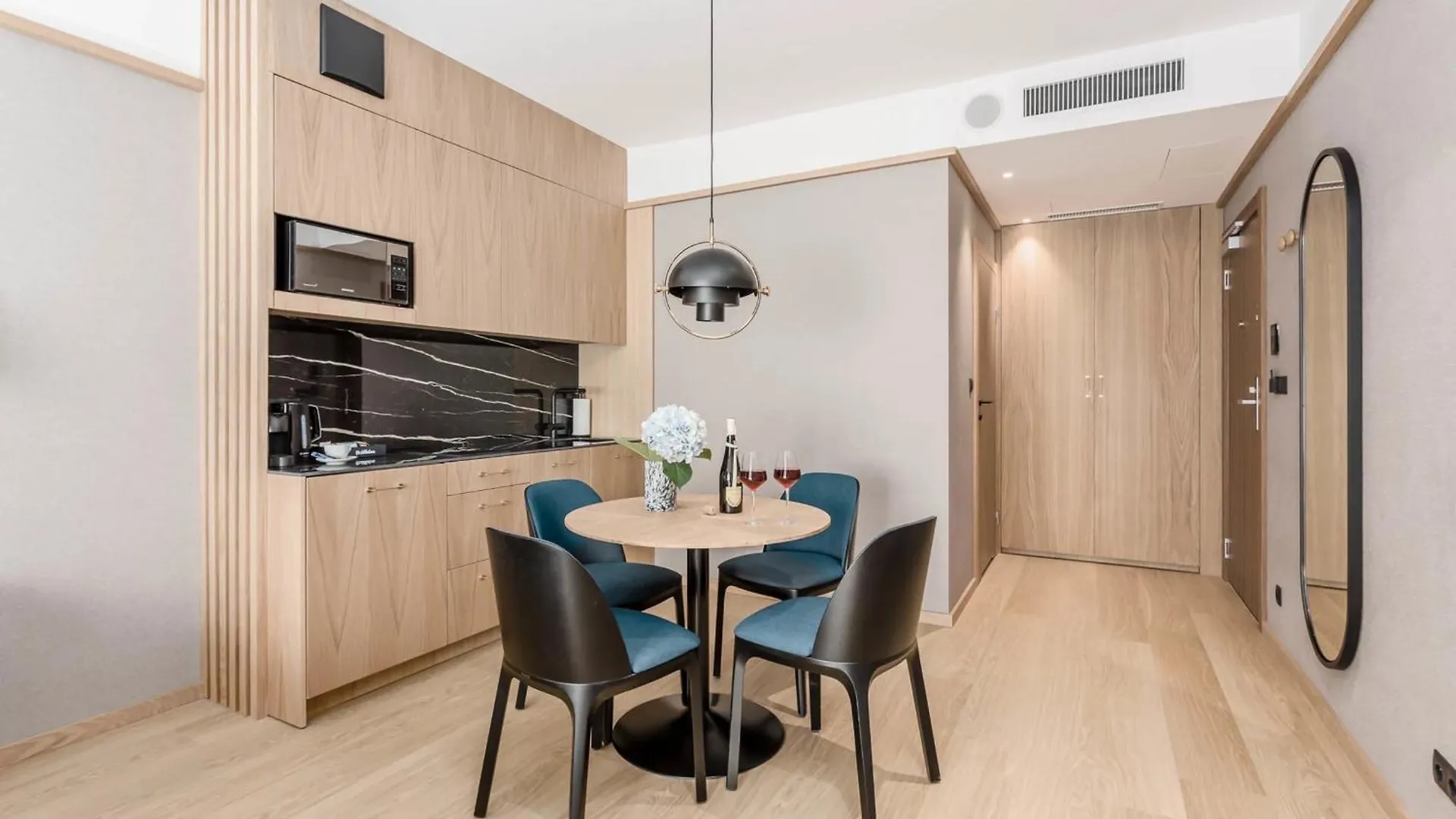 Deo Plaza Old Town Gdansk - Praia Apartaments